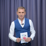 Запрошуємо філологів на навчання з Олександром Авраменком